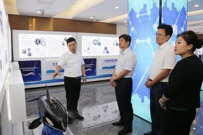 王锋调研市南区金融与科技服务机构，聚焦科技中介服务发展